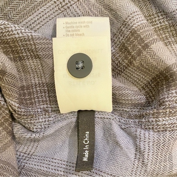 PAIGE Everett Flannel Shirt Men’s Size Med Windmill Blue Plaid Button Front - Picture 10 of 11